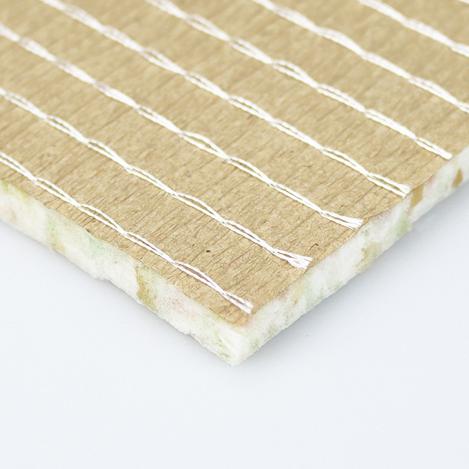 Kräuseln Sie das Papier, das den braunen Faser PU-Schaumschwammteppich näht, der für Haus zugrunde gelegen wird